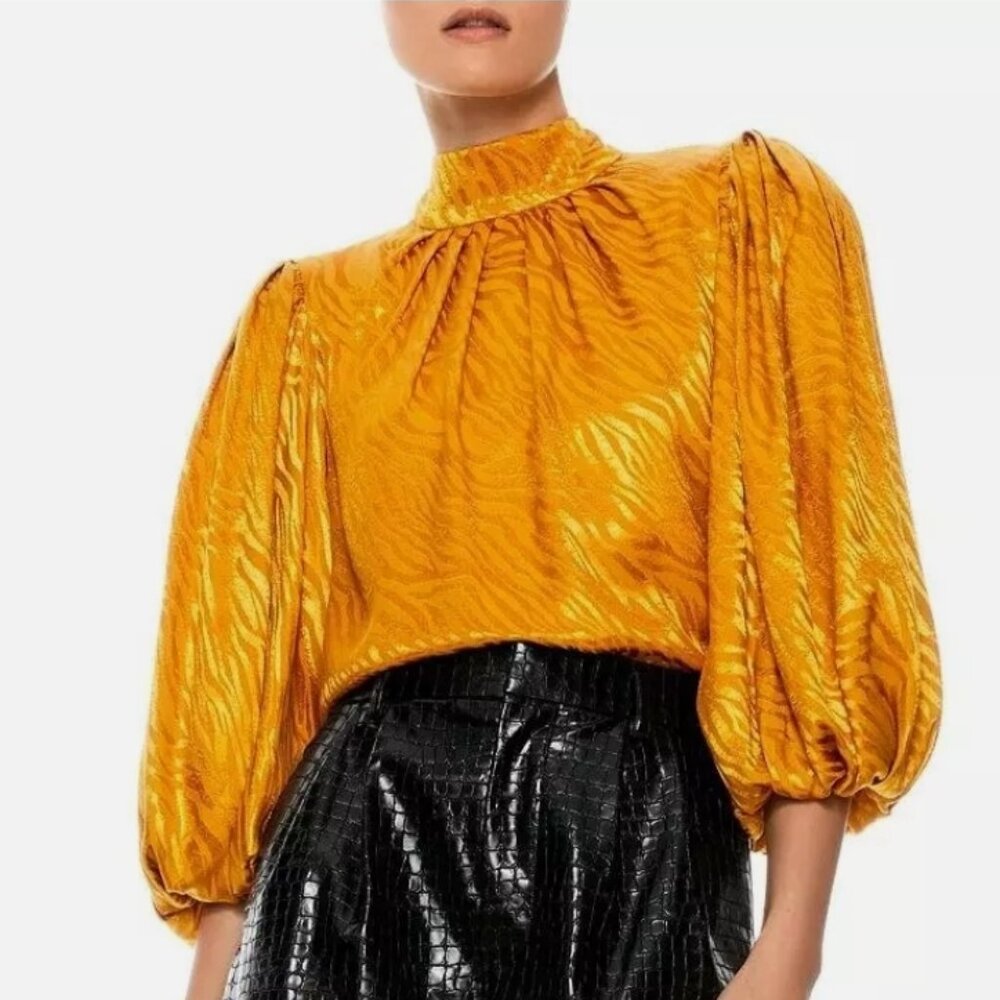 Alice + Olivia Annabelle Top